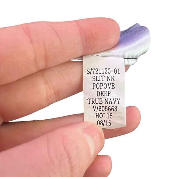 3 for $30! Gap Women's Navy V-Neck Top - Picture 5 of 8